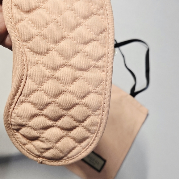 Gucci Blush Beauty Quilted Sleep Mask - Picture 3 of 6